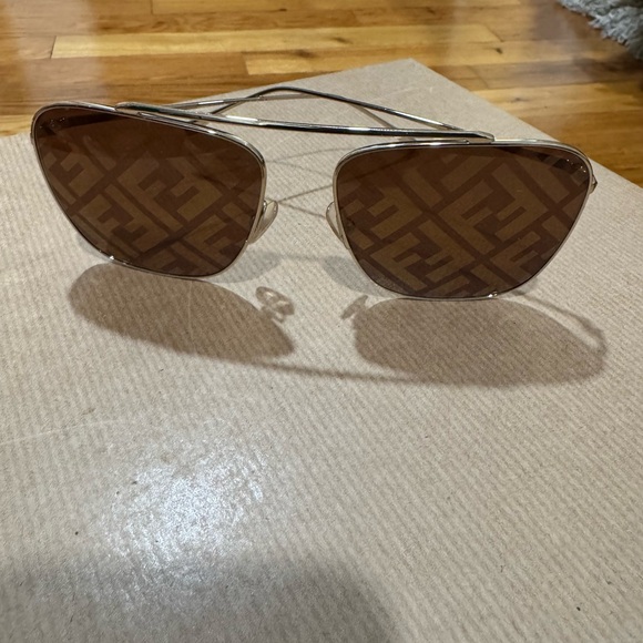 Fendi Brown Sunglasses Classic Accessories main image 4